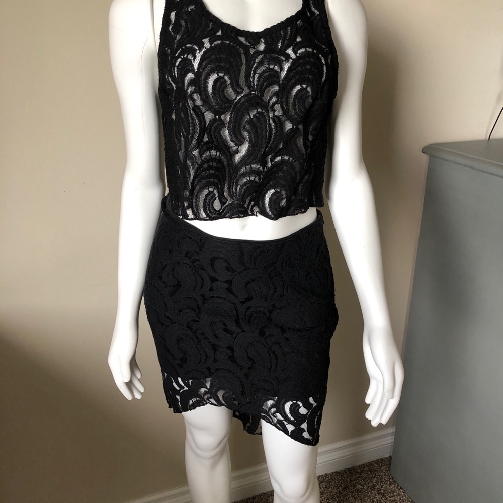 Black Lace Skirt Set SZ Small